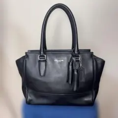 【美品】COACH コーチ♥︎レザー トートバッグ／タッセル付き ブラック
