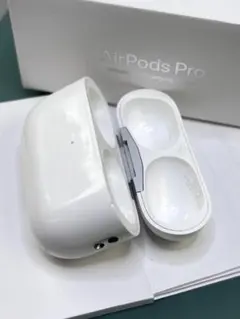 Apple AirPods pro第2世代充電ケースのみ A2700正規品動作品