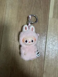 POP MART THE MONSTERS ラブリー ぬいぐるみ キーホルダー - メルカリ
