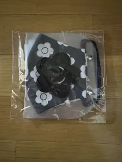 MARY QUANT マスクケース 新品 マスクのサムネイル