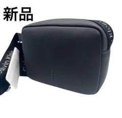 新品未使用　カルバンクライン ショルダーバッグ　黒　ブラック　カメラバッグ