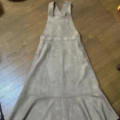 ZARAベージュ スエード風 サロペット フレアスカート