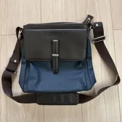TAKEO KIKUCHI ショルダーバッグ ネイビー×ブラウンのサムネイル