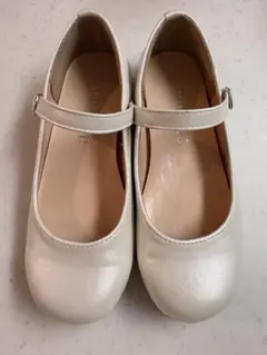 アリサナ フォーマルシューズ 19.0 ホワイト