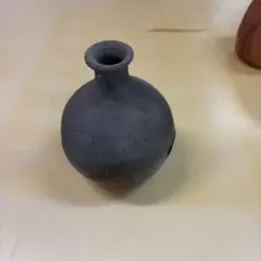 陶器 花瓶 一輪挿し 徳利型 焼締のサムネイル