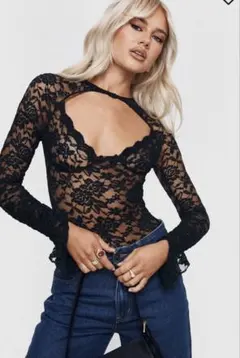 Princess Polly レースブラックボディースーツ　美品！