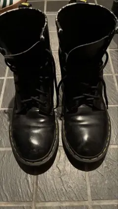 Dr. Martens 黒 ブーツ