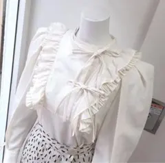 スナイデル フリルリボン付き長袖ブラウス