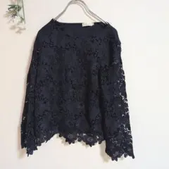 earth レース フレアスリーブ トップス ネイビーSサイズ七分