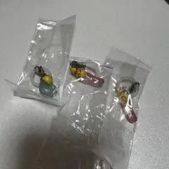 ニャッキ　ピンクちゃん　めじるしアクセサリー