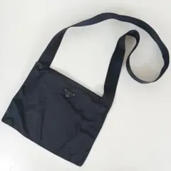 ✨美品✨PRADA　テスート　三角ロゴ　 フラットショルダーバッグ