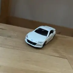 トミカ スバル BRZ ホワイト ミニカー