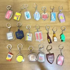 N855 20個 キーホルダー ポップ 企業ロゴ パリ ブランド キャラクター