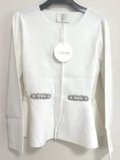 Chesty チェスティ ちばゆかちゃんコラボ ペプラムカーディガンのサムネイル
