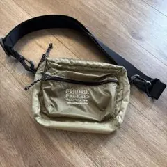 FREDRIK PACKERS ショルダーバッグ