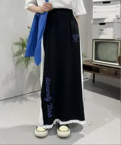 刺繍ロゴ裾レーススウェットスカートのサムネイル