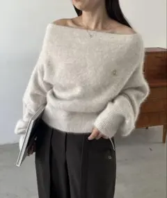 foxカシミアドルマンニットのサムネイル