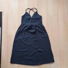 GAP 黒 キャミワンピ 未使用