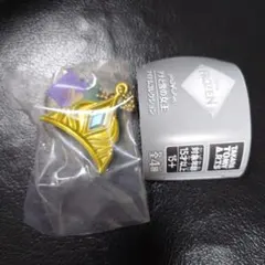 アナと雪の女王　アイテムコレクション　エルサ　ティアラ　ガチャ　トイカプセル