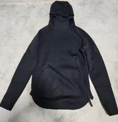 アンダーアーマー UA ムーブ エアーギャップ プルオーバーフーディー