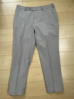ユニクロ　感動パンツ　スラックス ストレートフィット ビジネス　スーツ　85