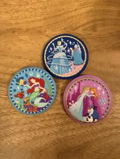 刺繍缶バッジ ビスケット2 Disney Characters