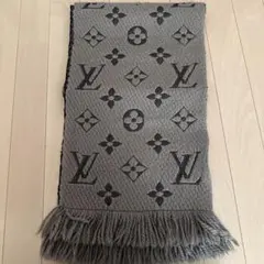 LOUIS VUITTON グレー マフラー