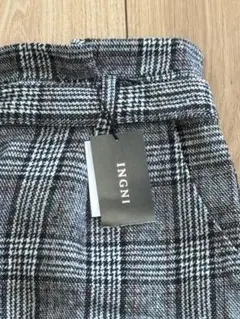 ＩＮＧＮＩ　チェック柄スカート