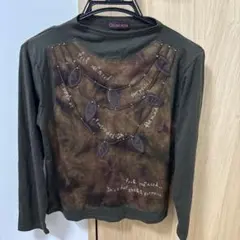 ロングTシャツ　秋イメージ　カーキ色　深緑