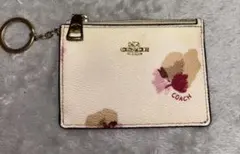 COACH 花柄パスケース