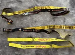 B'z 銀テープのサムネイル