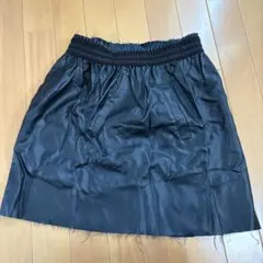 ZARA ザラ レザースカート フェイクレザー ダメージ