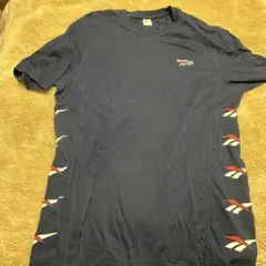 Reebok ネイビー Tシャツ