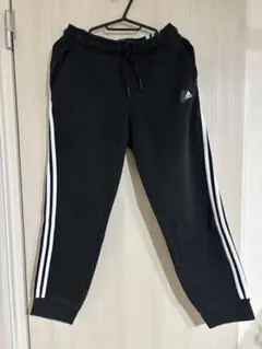 ADIDAS ブラック ジャージパンツ Mサイズ