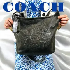 コーチ　ほぼ未使用！　ショルダーバッグ　オプアート　ロゴエンボス加工　総柄　本革 コーチ ほぼ未使用！ ショルダーバッグ オプアート ロゴエンボス