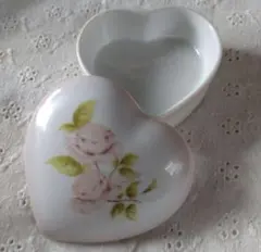 イマン　ダイアナローズ　小物入れ　陶器