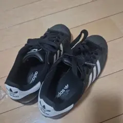 adidas スニーカー ブラック