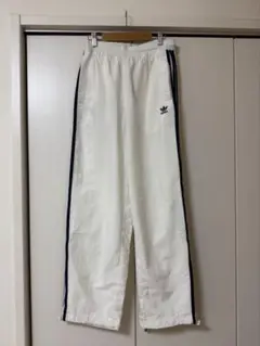 adidas originals ウーブン バルーンパンツ