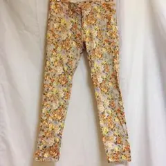 LowrysFarm フラワー柄スキニーパンツ
