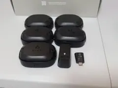 VIVE Ultimate Tracker５つ　ドングル、ストラップ付