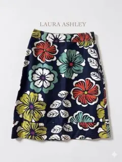 LAURA ASHLEY 花柄スカートのサムネイル