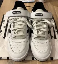 adidas スニーカー ホワイト/ブラック