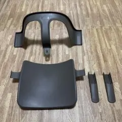 ストッケ　トリップトラップ　ヘイジーグレー トリップトラップのヘイジーグレーはどんな色？自宅の家具とマッチする