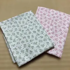 花柄綿生地 緑と赤 2枚セット