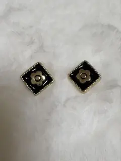 マリークヮント ピアス