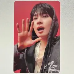 HAPPY BURSTDAY 上海 サイン会 yizhiyu ウォヌ トレカ