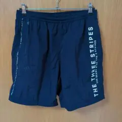 adidas ネイビー ショートパンツ　Ｌ シャカシャカ