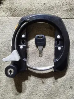 Item thumbnail for item bbbb5811-3ebb-439c-998e-377f71ca443b