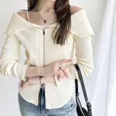 mily bilet アイボリー ダブルジップ オフショルダー 長袖トップス