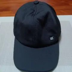 BKロゴ付きメッシュ黒キャップ